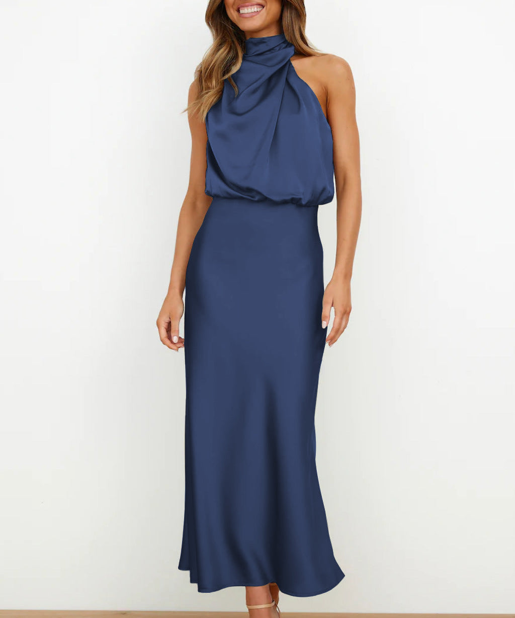Gabriella Budapest | Elegáns estélyi ruha halter kivágással